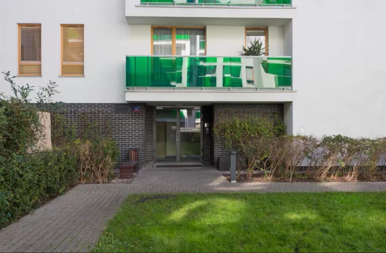 Shiraz Trio Apartament Varsóvia Exterior foto
